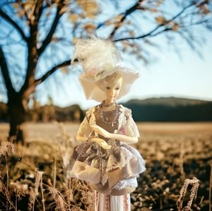 Vtg 80's Duck House Heirloom Victorian Tassel Doll Purse Feather Hat COA Aileen